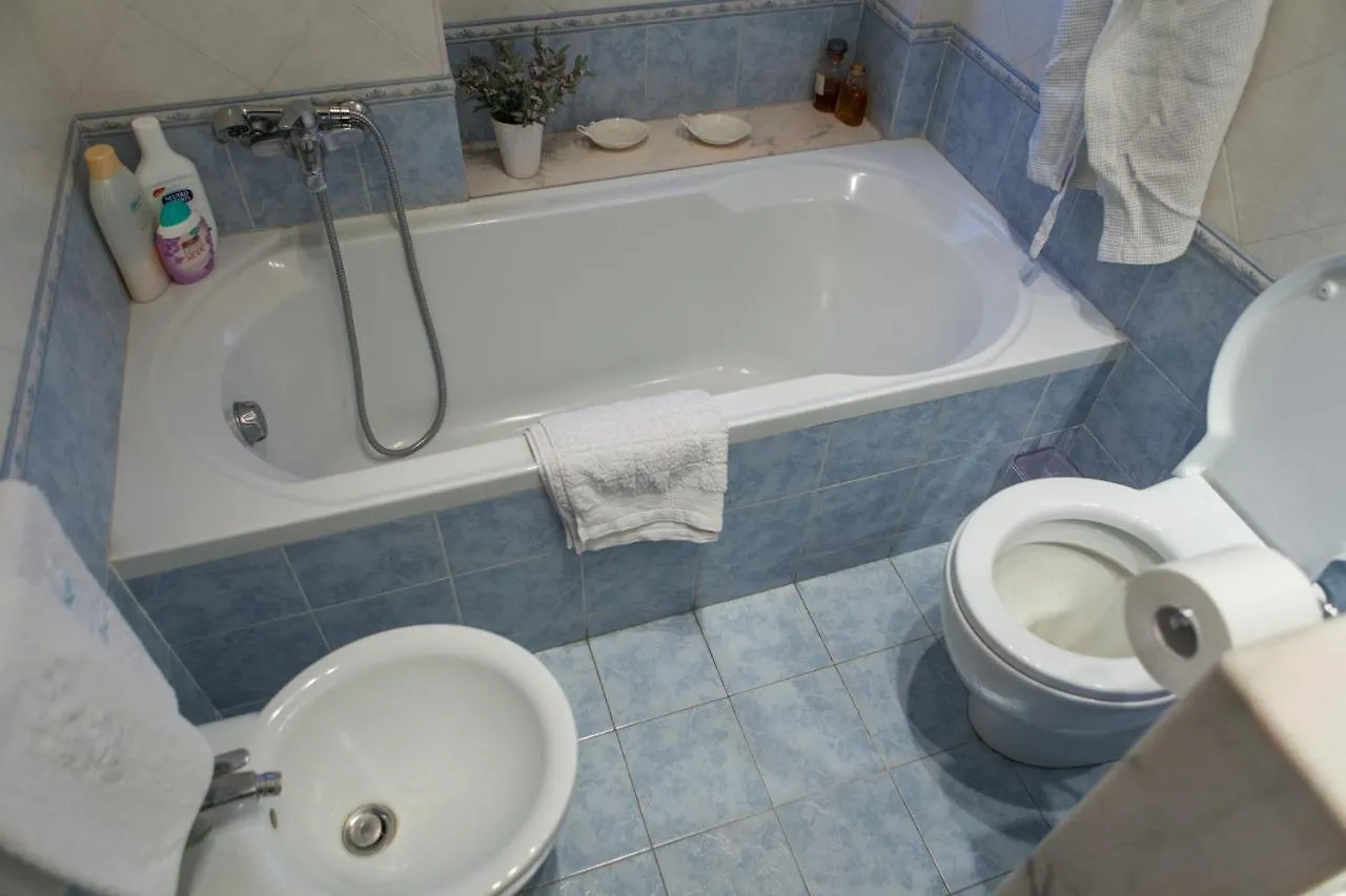Un Tuffo Nella Baia Di Capomulini Bed and Breakfast Acireale Ιταλία